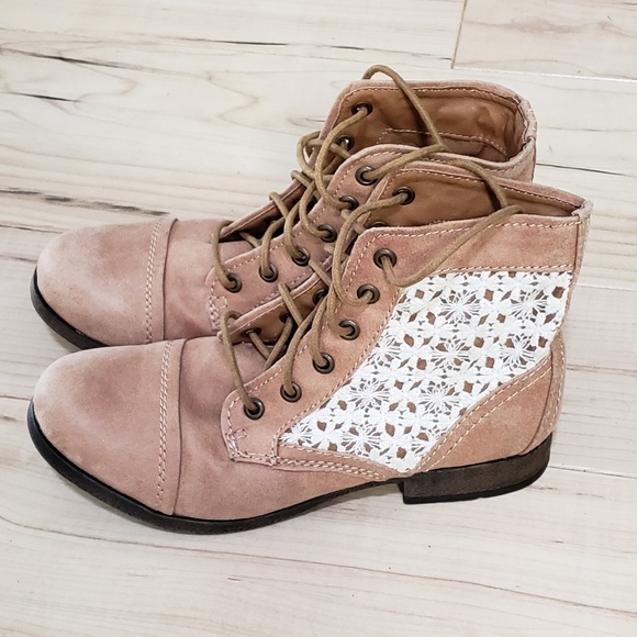 Route 66 Shoes - ☆SALE☆ HOST PICK! NWOT Lace camel boots size 7